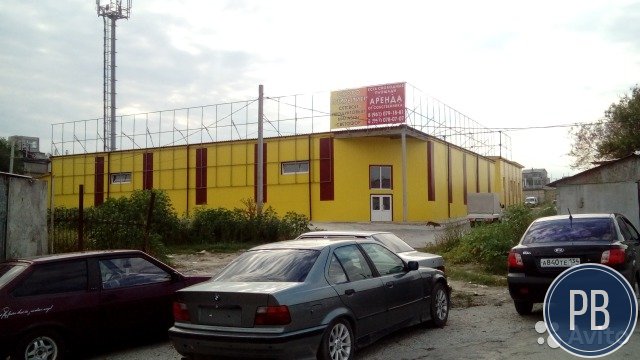 Торговое помещение, 1350 м²