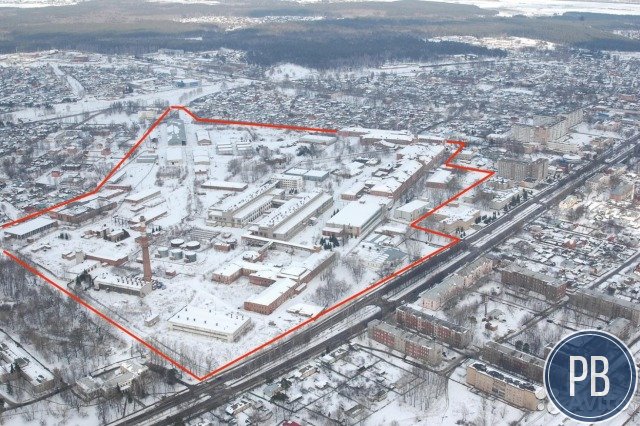 Комплекс строений 2 727 м² на участке 1,1 га