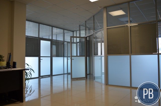 Офисное помещение, 335 м²