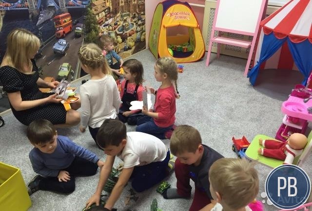 Cовременный действующий детский клуб