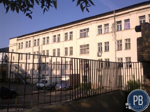 Продаю помещение свободного назначения, 2200 м²