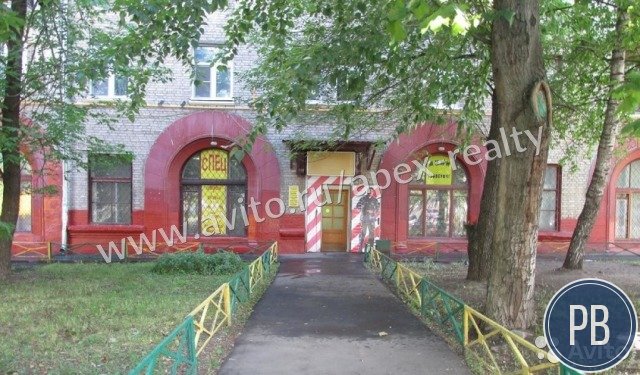 Продажа магазина пл. 182 м2 м. Войковская в жилом