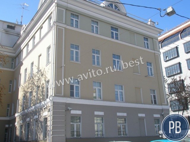Продаю помещение свободного назначения, 1900 м²