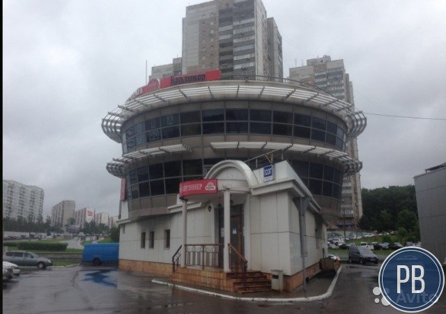 Продаю помещение под торговлю, 617 м²