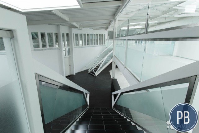 Продаю офисное помещение, 1000 м²