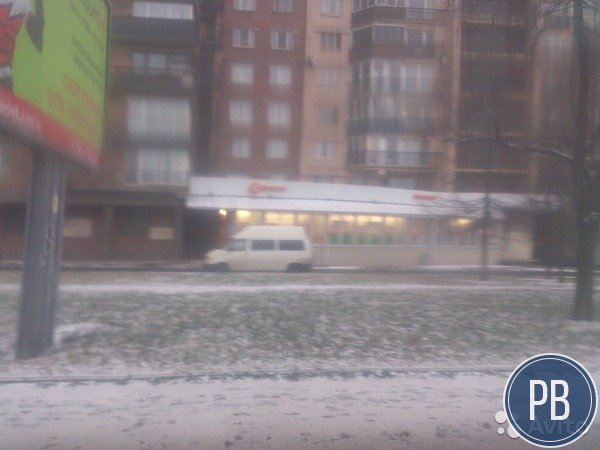 Торговое помещение, 303 м²