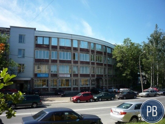 Продаю Офисно-складской комплекс, 2700 м²+ зу