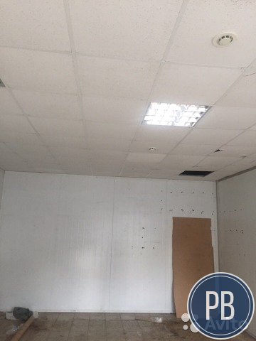 Офисное помещение 30 квадратных метровна строительном рынке