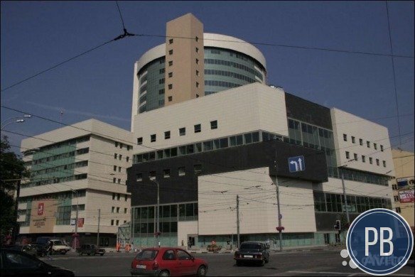 Рентный бизнес по сдаче в аренду 9344 м² офисных п