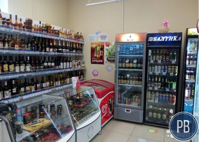 Вино-водочный магазин с большой проходимостью