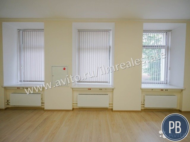 Сдам офисное помещение, 378 м²