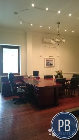 Офисное помещение, 230 м²