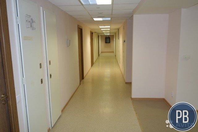 Сдам офисное помещение, 416 м²