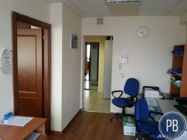 Офисные помещения: 20, 39, 180 м²
