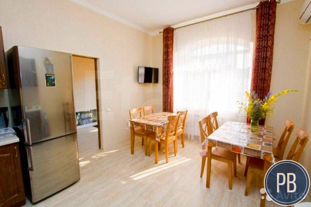 Гостиница, 302 м²