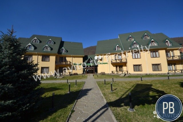 Отель 1700 м²