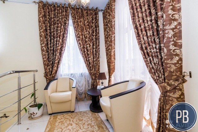 Гостиница, 450 м²