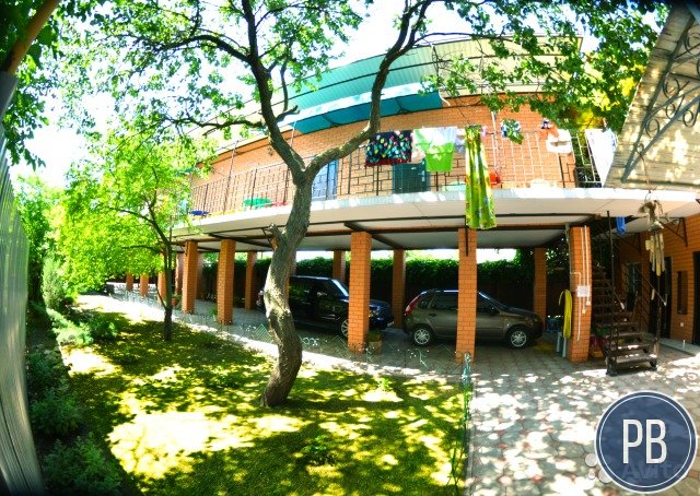 Гостиница, 215 м²