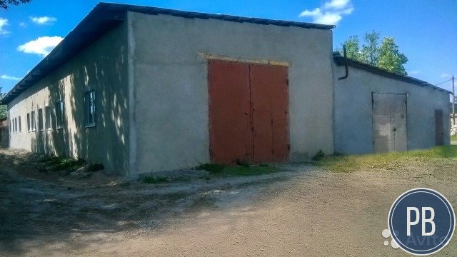 Продаю 2 помещения с земельным участком