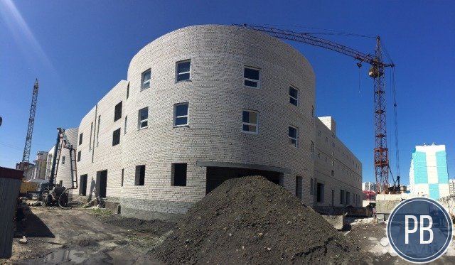 Под автосервис или стоянку, 405 м²
