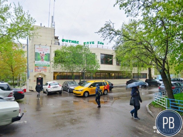 Продаю помещение под торговлю, 1500 м²