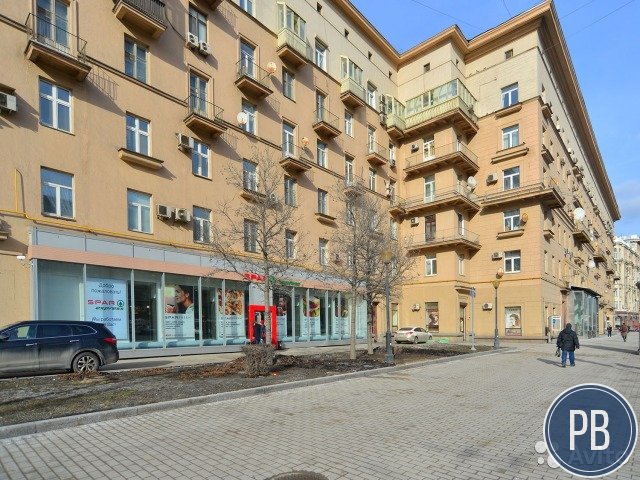 Продаю помещение под торговлю, 712 м²