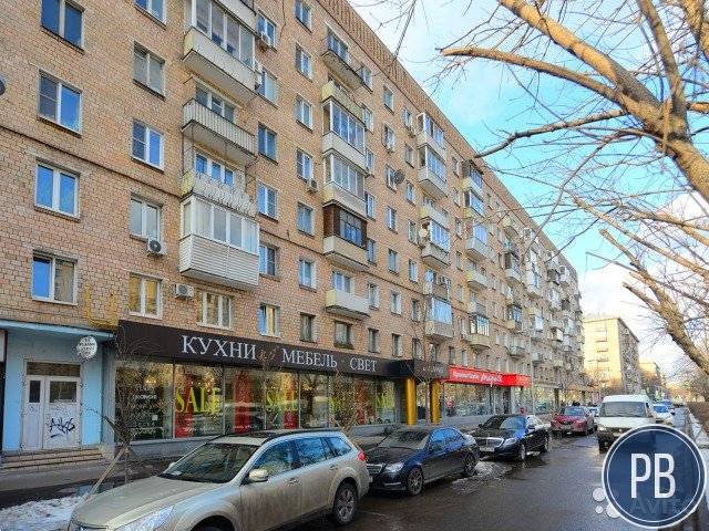 Продаю помещение под торговлю, 350 м²