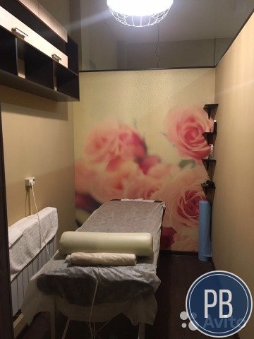 Аренда комнаты в салоне красоты под массаж, брови
