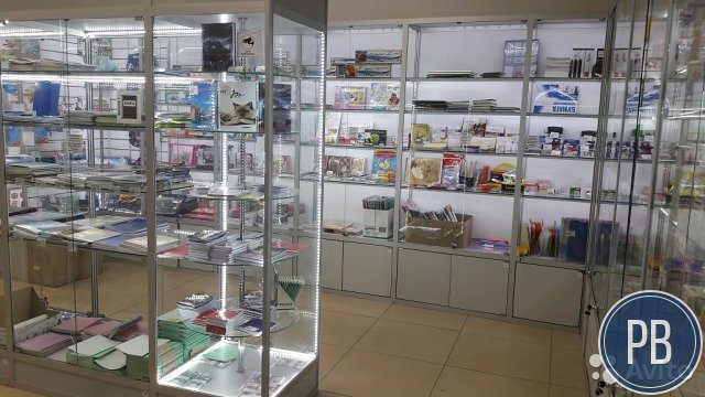 Торговая точка в тц около станции метро