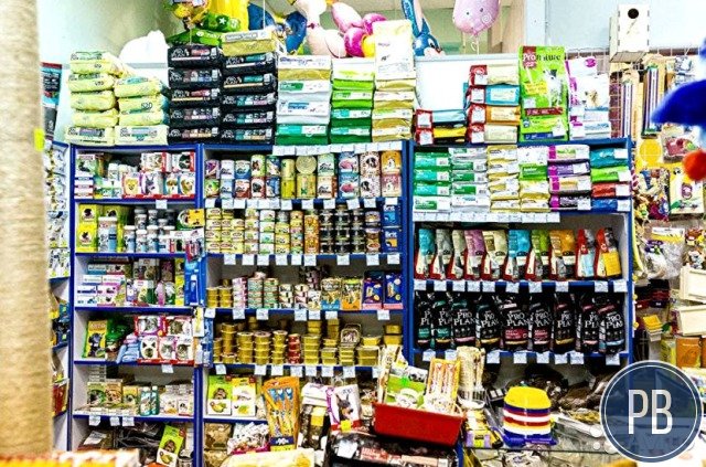 Зоомагазин В небольшом тк