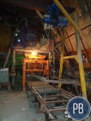 Производство брусчатки, борт камня из бетона
