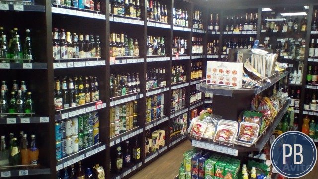 Продовольственный магазин с лицензией на алкоголь